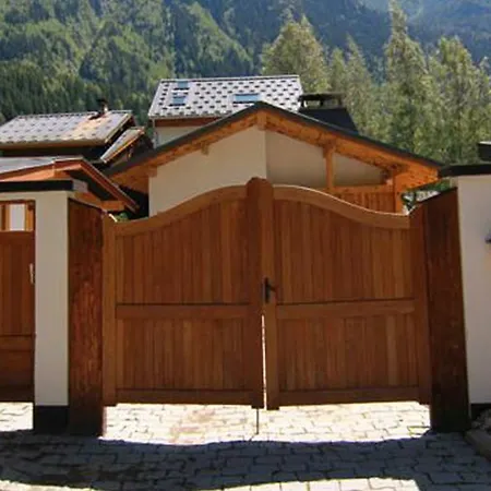 샬레 Mont Blanc Chalet